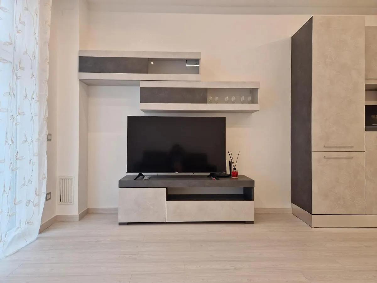 N&Ghomesweethome Van Gogh Elegante E Confortevole Casa Vacanze Milan