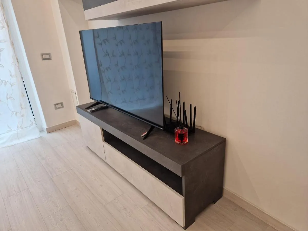 N&Ghomesweethome Van Gogh Elegante E Confortevole Casa Vacanze Milan 0*,  Italy