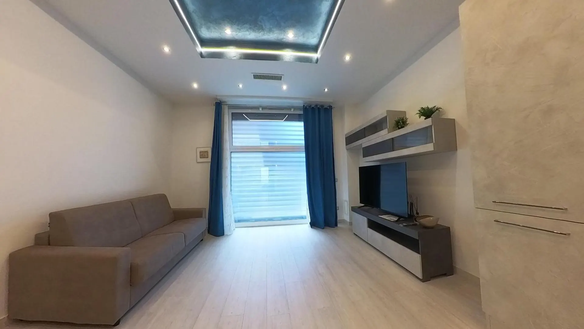 N&Ghomesweethome Van Gogh Elegante E Confortevole Casa Vacanze Milan Italy